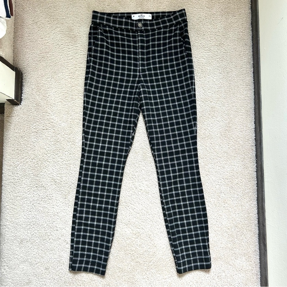 Hollister Ultra High-Rise Black & White Plaid Skinny Pants